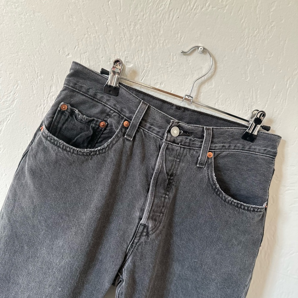 Levi's 501 Straight Leg Jeans - Picture 5 of 8